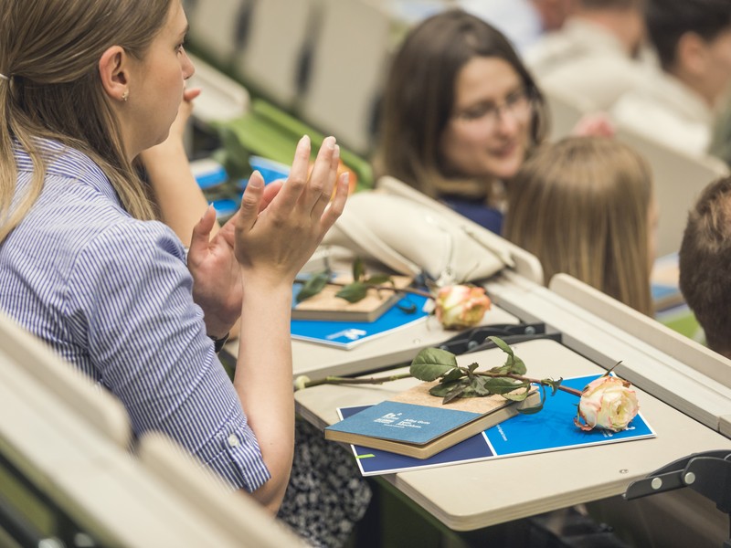 Feierliche Verabschiedung der Absolvent:innen des FB IWID 2026 (Abschluss SoSe 25 + WS 25/26)