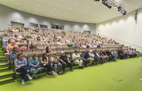 Feierliche Absolventenverabschiedung des Fachbereichs Soziale Arbeit, Gesundheit und Medien