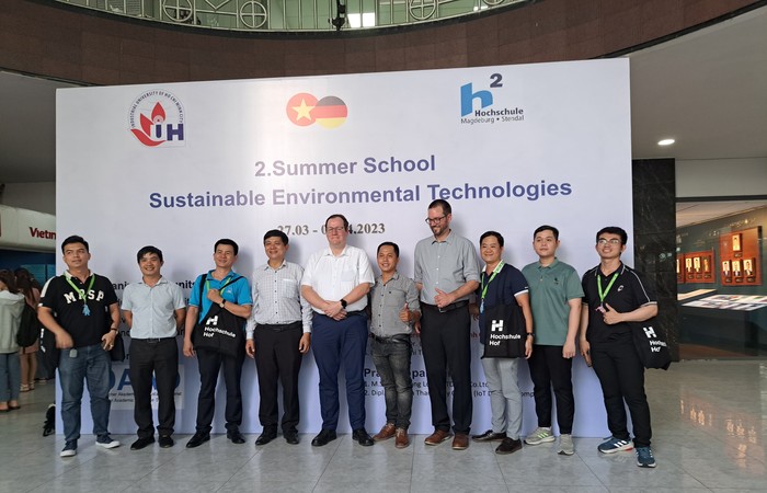 Teilnehmende der "2. Summer School Sustainable Environmental Technologies".