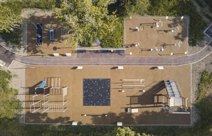 Luftaufnahme der Outdoor-Sportstätte.